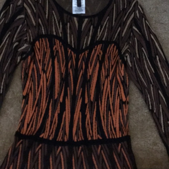BCBGMAXAZRIA medium dress - Picture 4 of 6